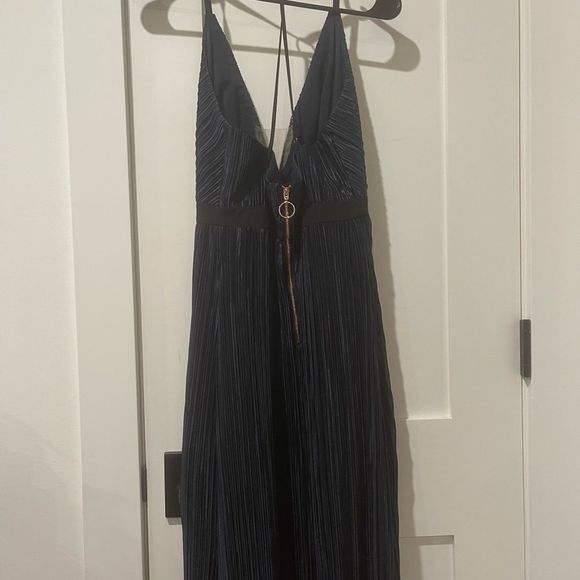 STYLESTALKER Alexa Maxi Dress in Navy - from REVOLVE - Picture 14 of 14